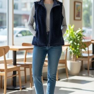 Women's Denim&Co Navy Blue Faux Fur & Quilted Reversible Vest, Size L